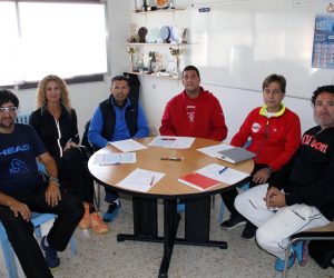 Reunió d’entrenadors de clubs amb la FCT Lleida per planificar la nova temporada del tennis lleidatà